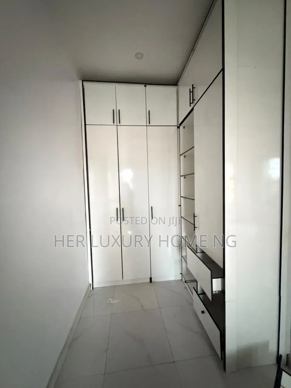 1bdrm Shared Apartment in Thomas Estate, Lekki Expressway for rent