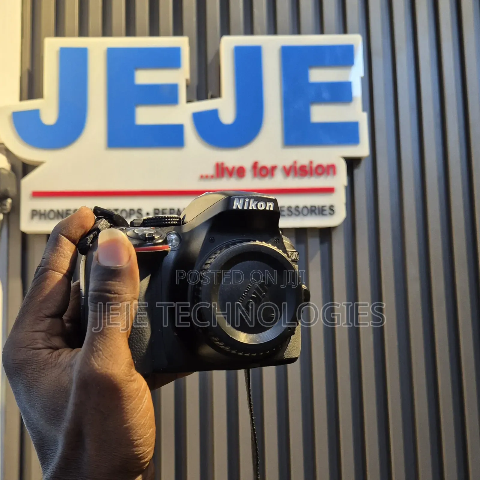 Nikon D5300 Digital Camera