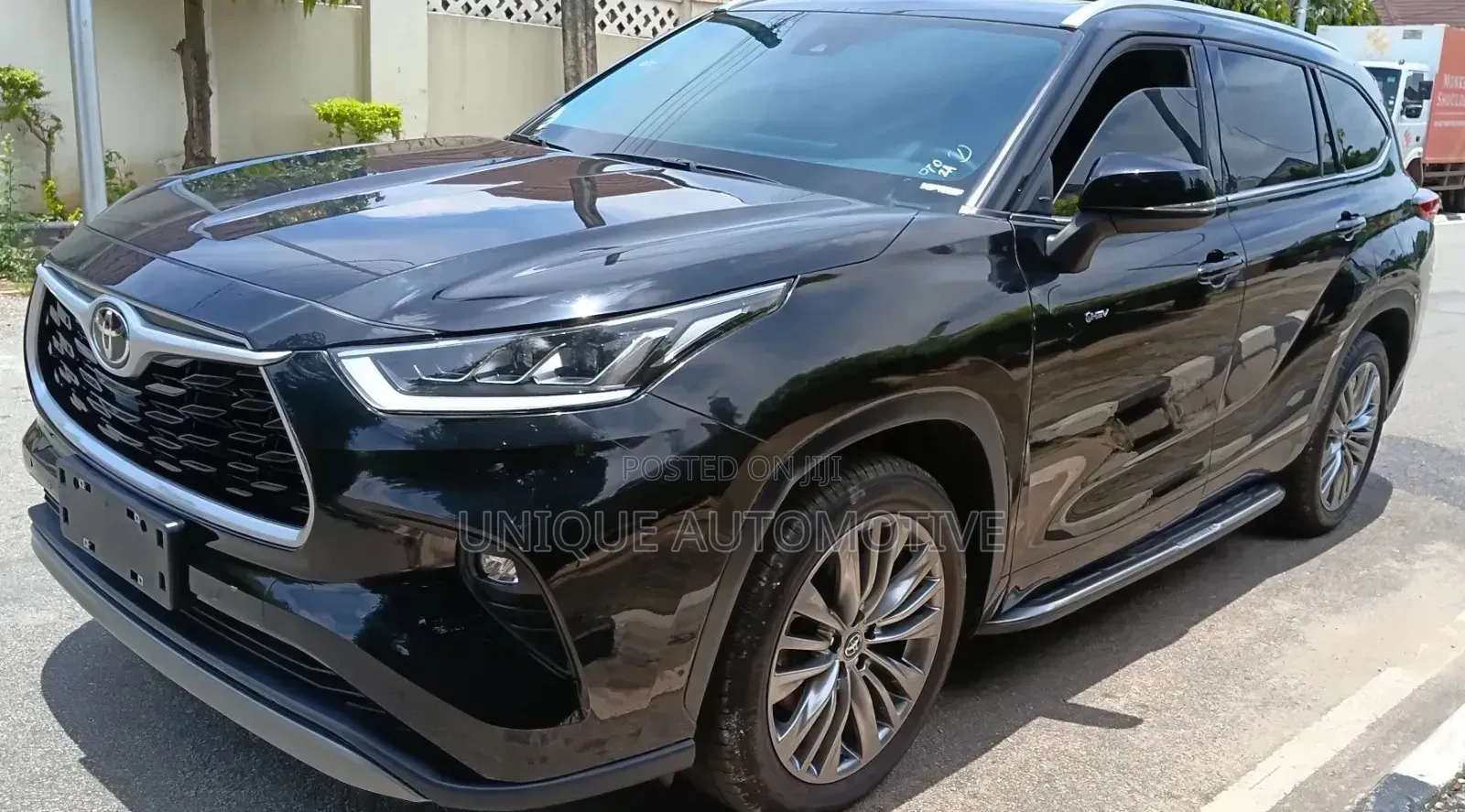Toyota Highlander Platinum AWD 2024 Black