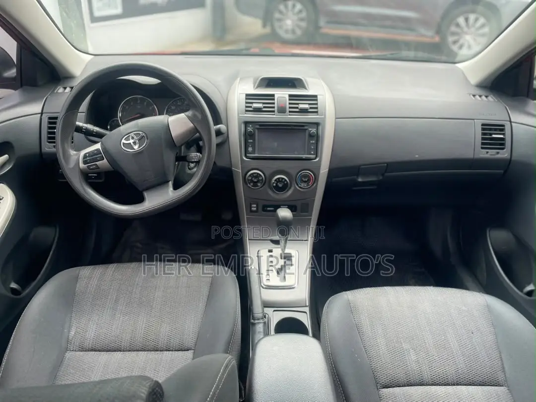 Toyota Corolla 2013 Red