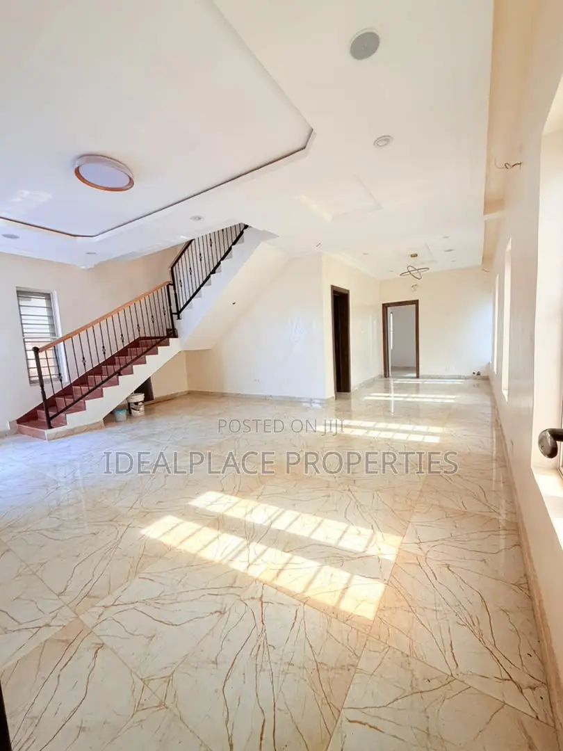 4bdrm Duplex in Isheri North for sale
