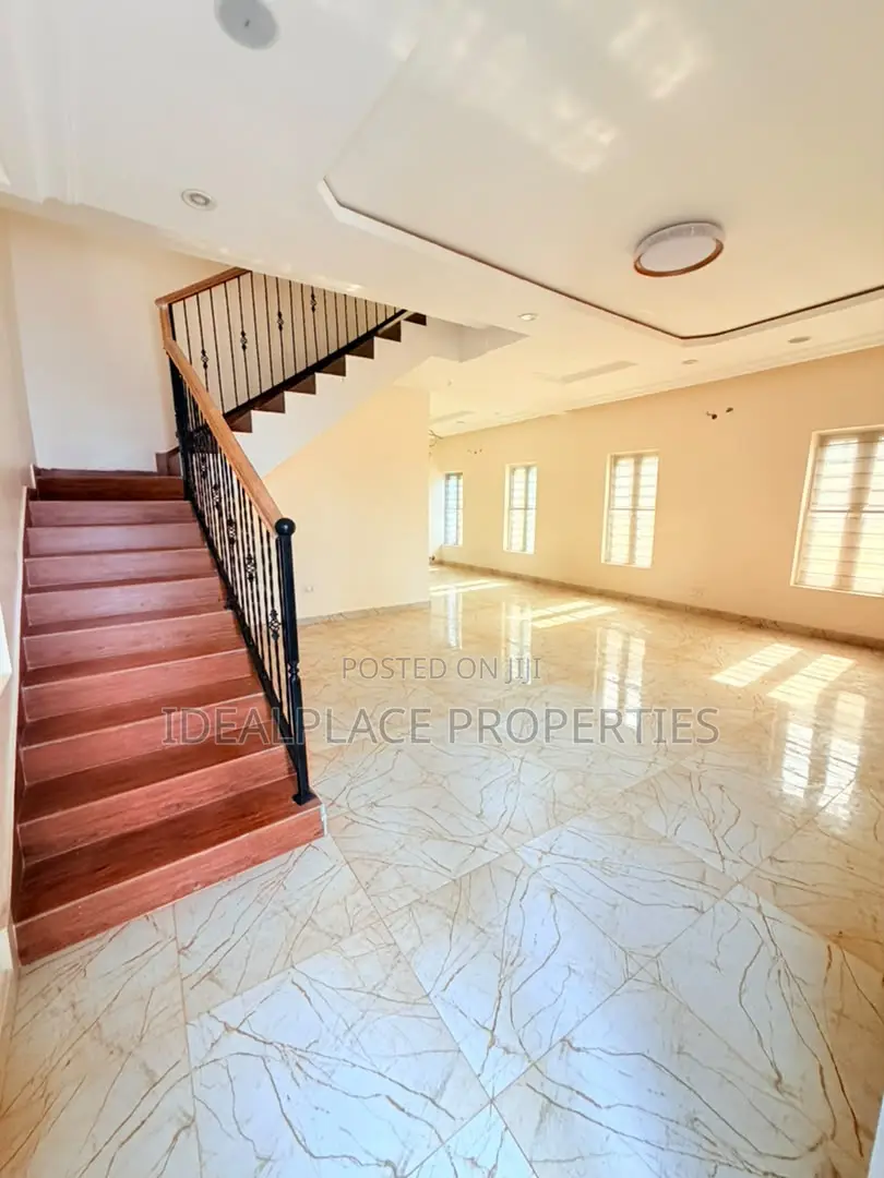 4bdrm Duplex in Isheri North for sale