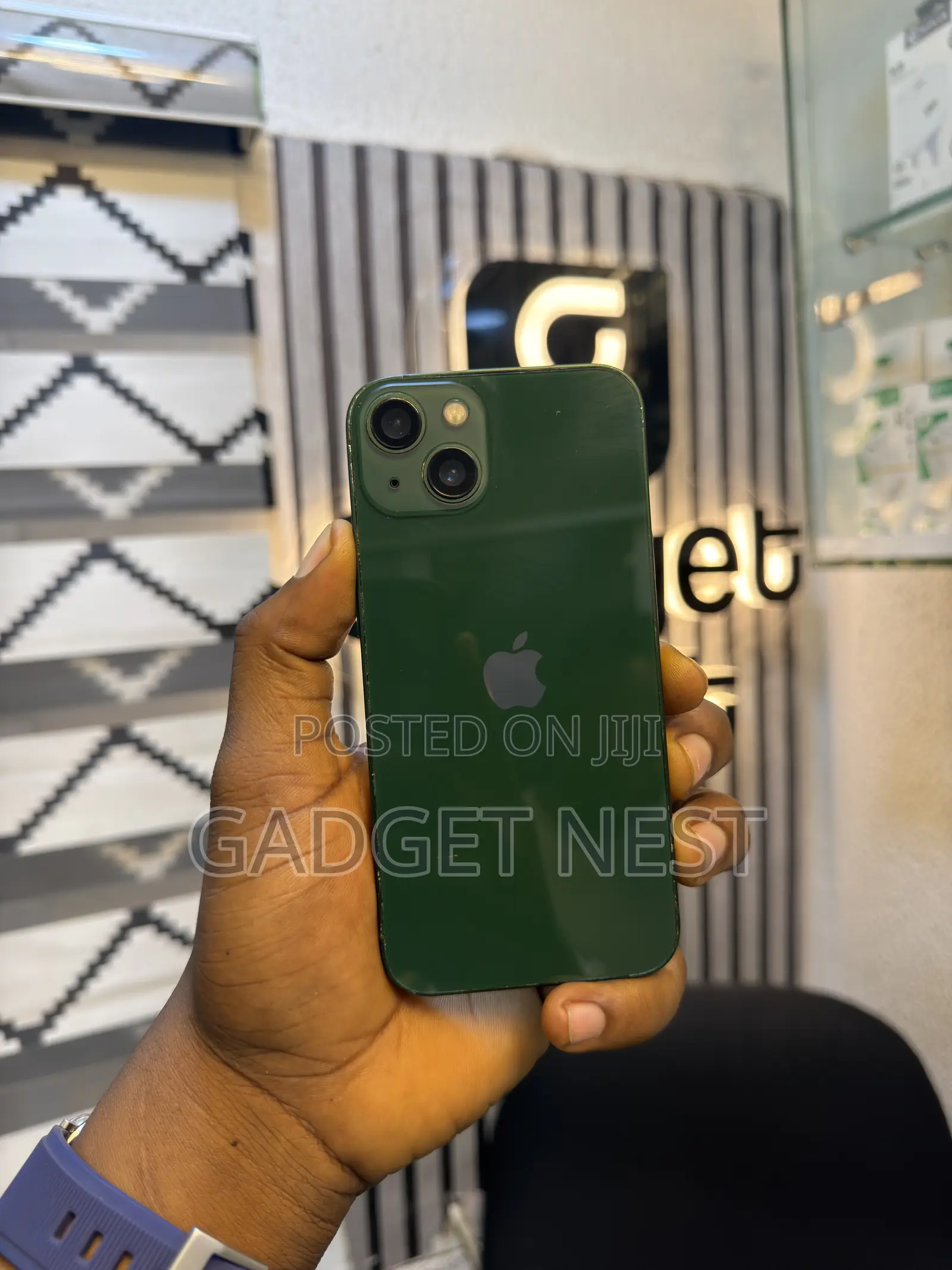 Apple iPhone 13 128 GB Green