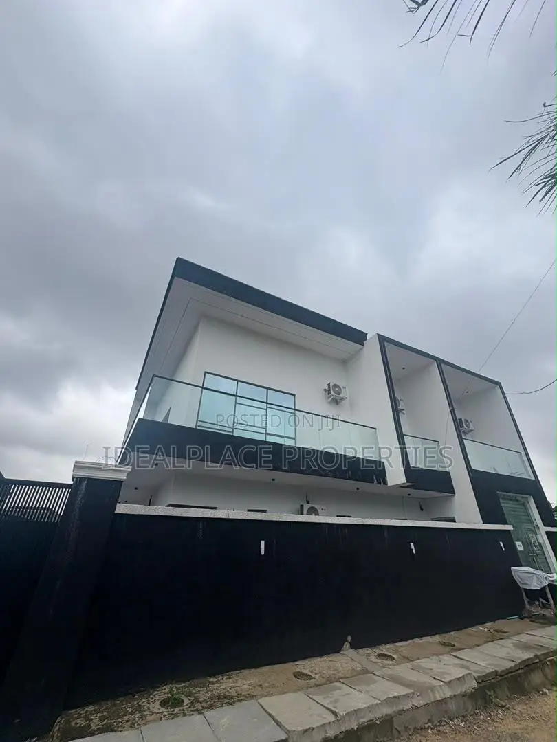 4bdrm Duplex in Sangotedo for rent