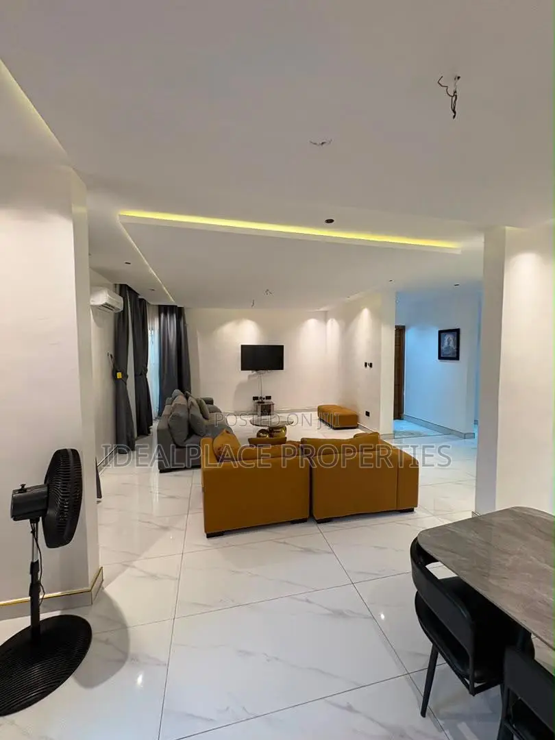 4bdrm Duplex in Sangotedo for rent