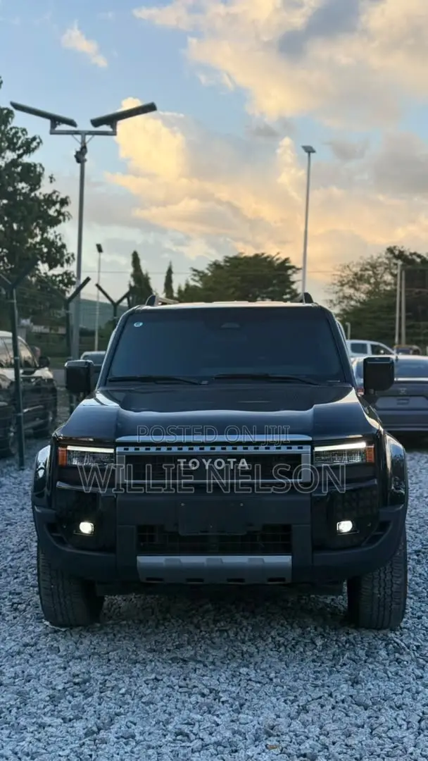 New Toyota Land Cruiser Prado 2.4 Hybrid 2025 Black