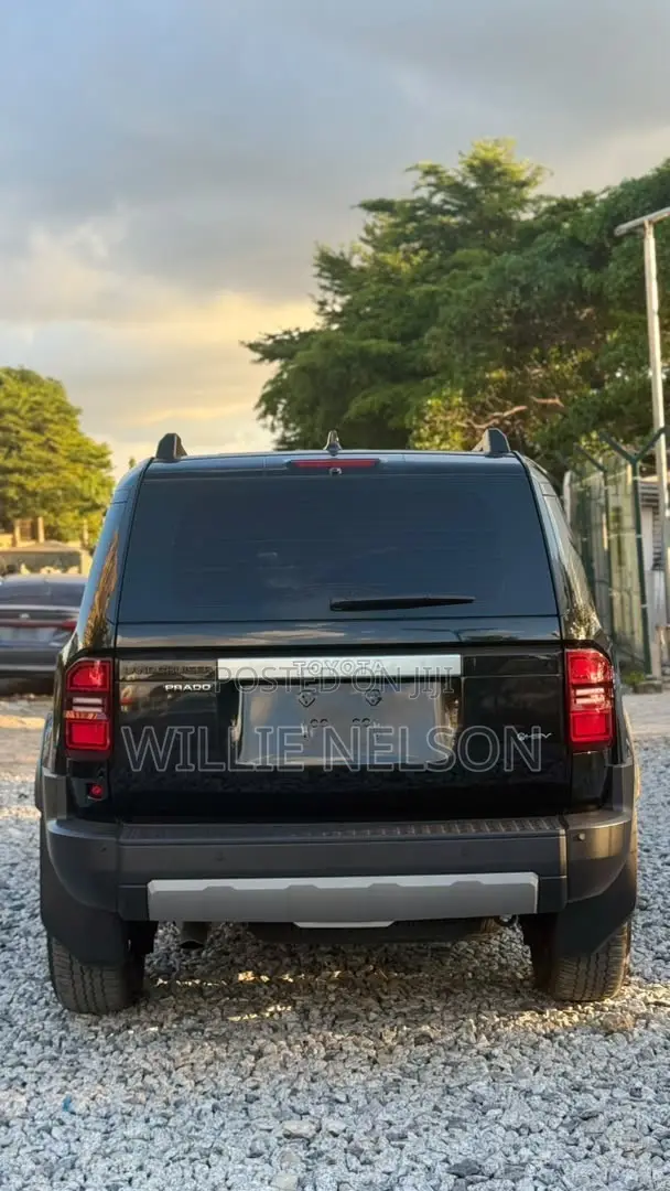 New Toyota Land Cruiser Prado 2.4 Hybrid 2025 Black