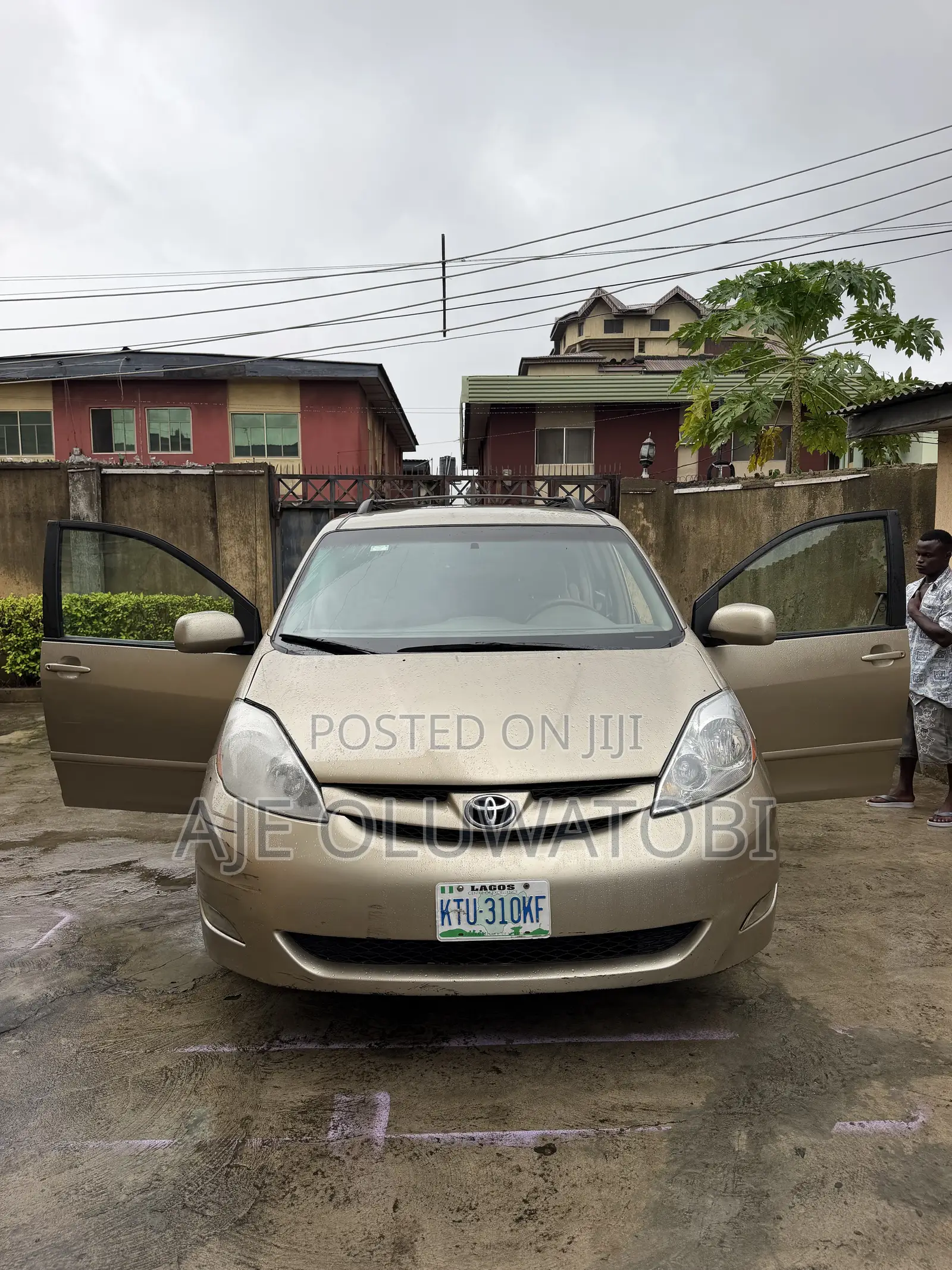 Toyota Sienna LE AWD 2006 Gold
