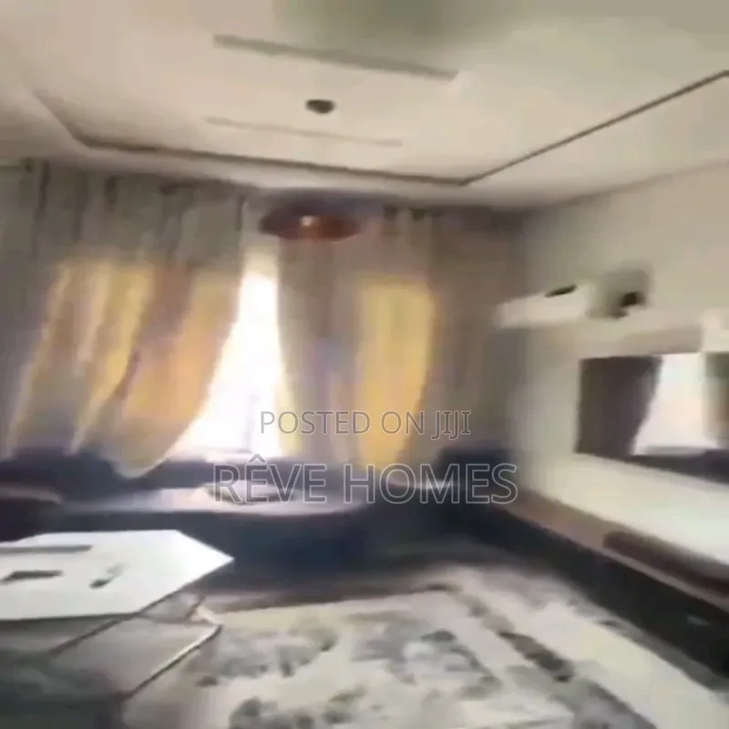 Furnished 2bdrm Block of Flats in Adekunle for rent