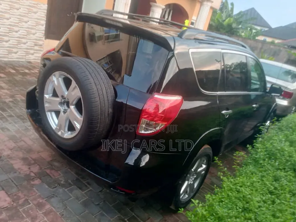 Toyota RAV4 2007 Black