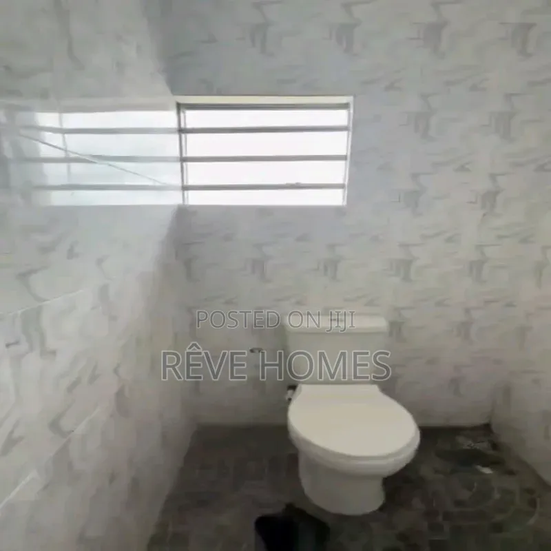 Studio Apartment in Shomolu / Shomolu for rent