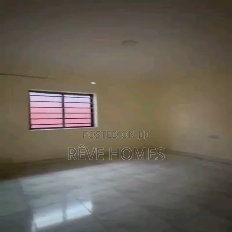 2bdrm Block of Flats in Shomolu / Shomolu for rent