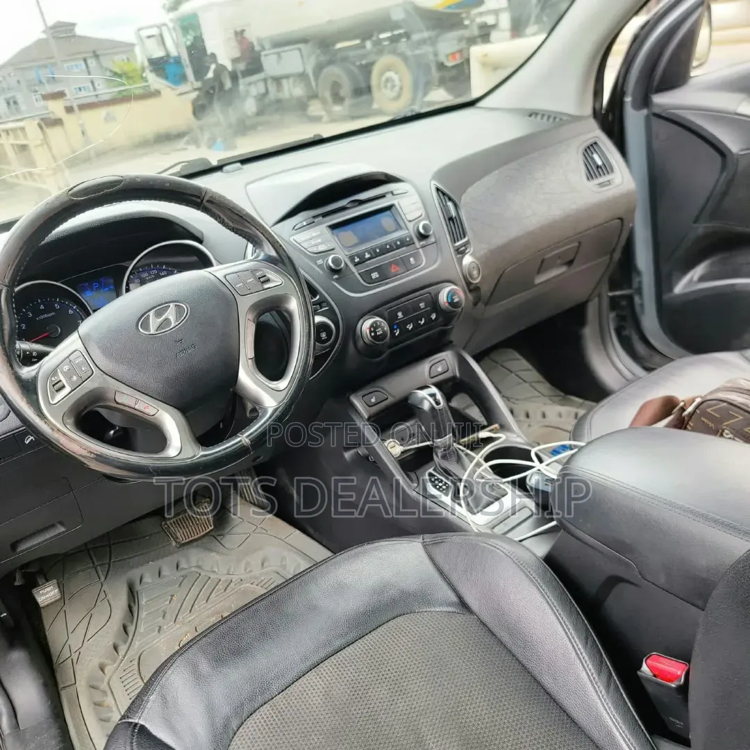 Hyundai Tucson Limited AWD 2015 Blue