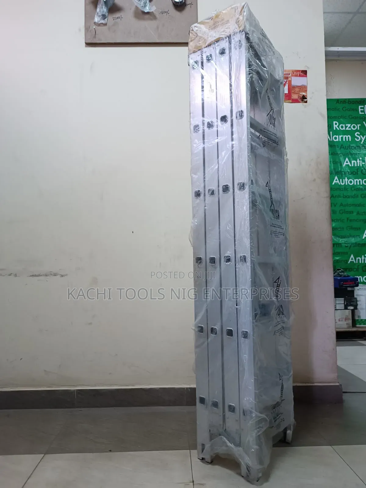 (4 X 6 = 24 Fits )Aluminum Ladder