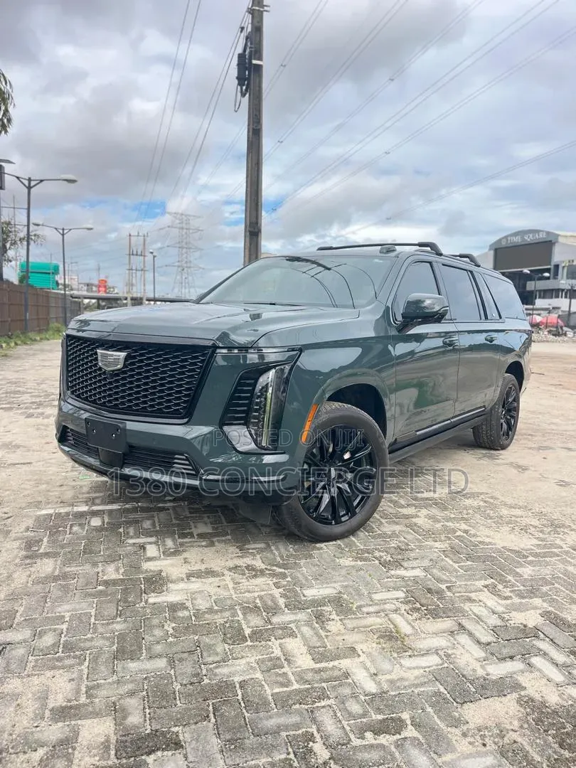 Cadillac Escalade Platinum Luxury 4WD 2026