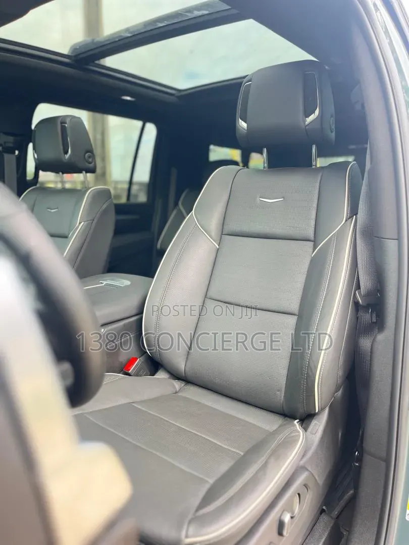 Cadillac Escalade Platinum Luxury 4WD 2026