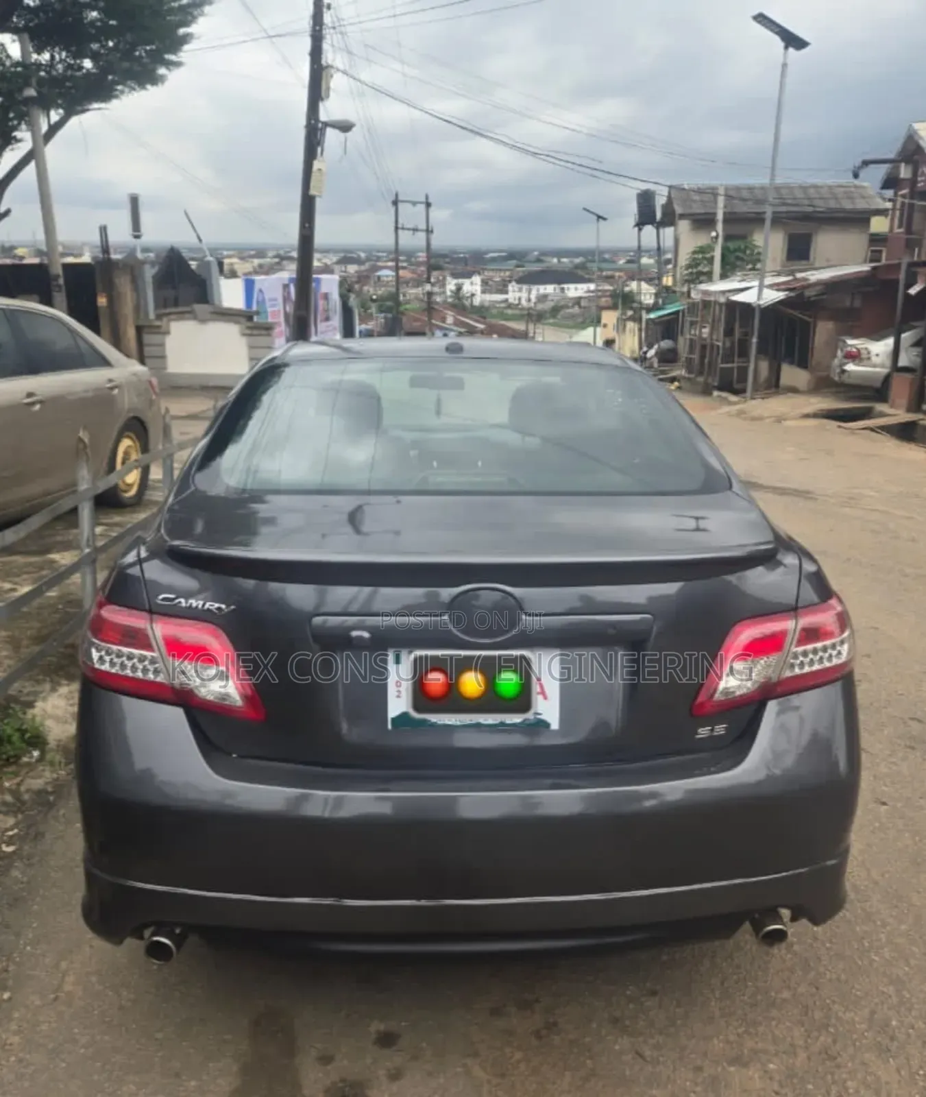 Toyota Camry SE 4dr Sedan (2.5L 4cyl 6A) 2011 Black