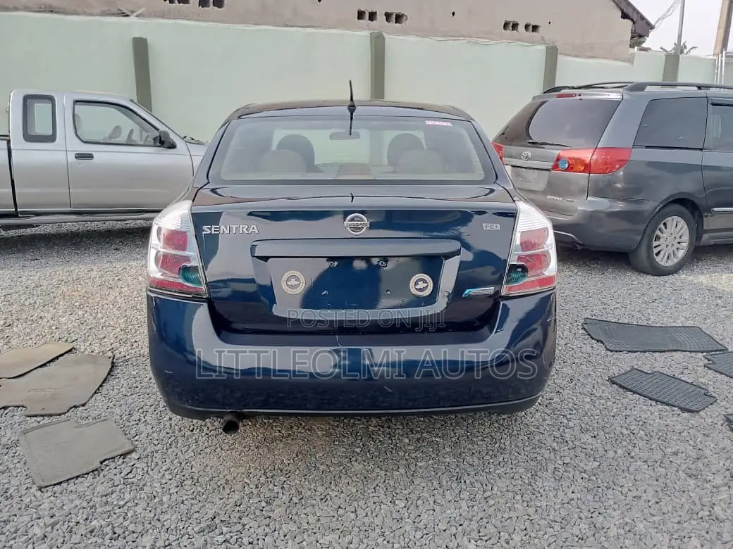 Nissan Sentra SE-R 2008 Blue