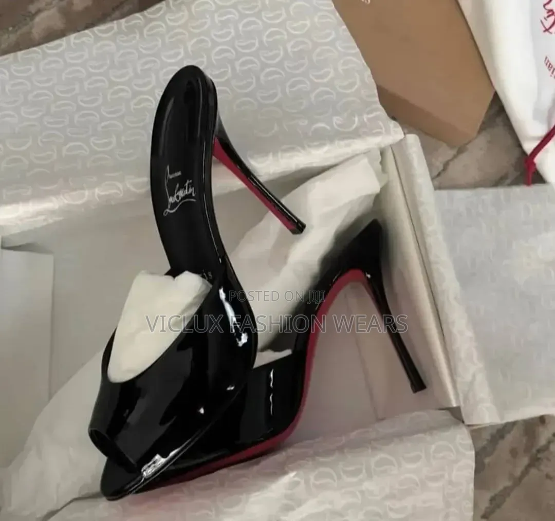 Christain Louboutin High Quality Ladies Heels