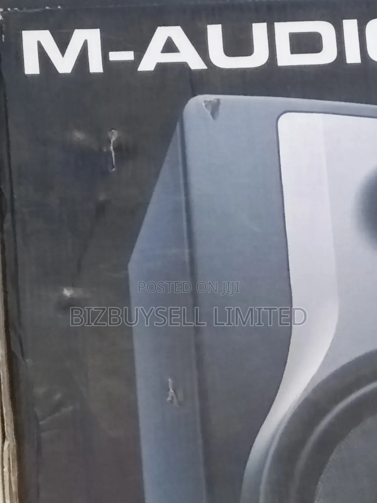 M-Audio BX8 Carbon Active Studio Monitor Box Featuring an 8-Inch Low
