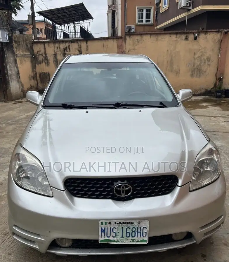 Toyota Matrix XR Hatchback AWD (1.8L 4cyl 4A) 2004 Silver