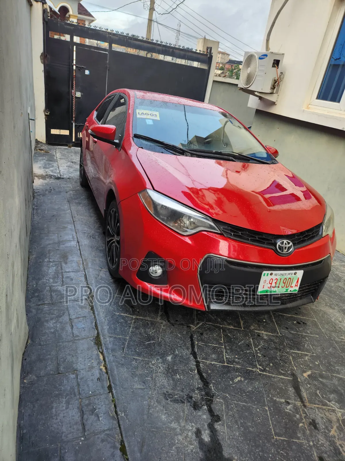 Toyota Corolla S Plus 4dr Sedan (1.8L 4cyl CVT) 2016 Red