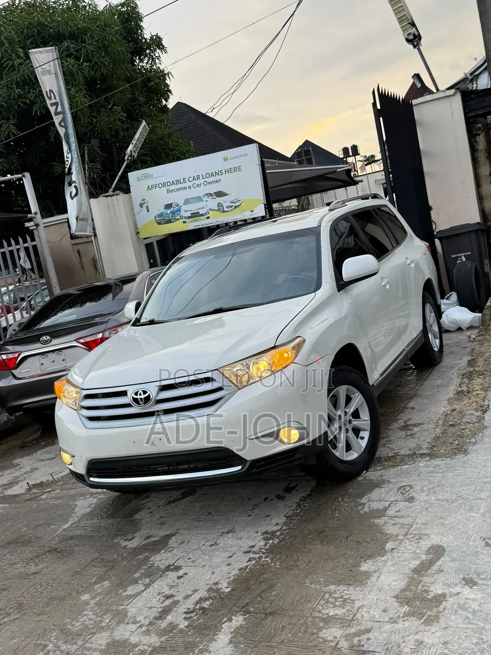Toyota Highlander SE 3.5L 4WD 2013 White