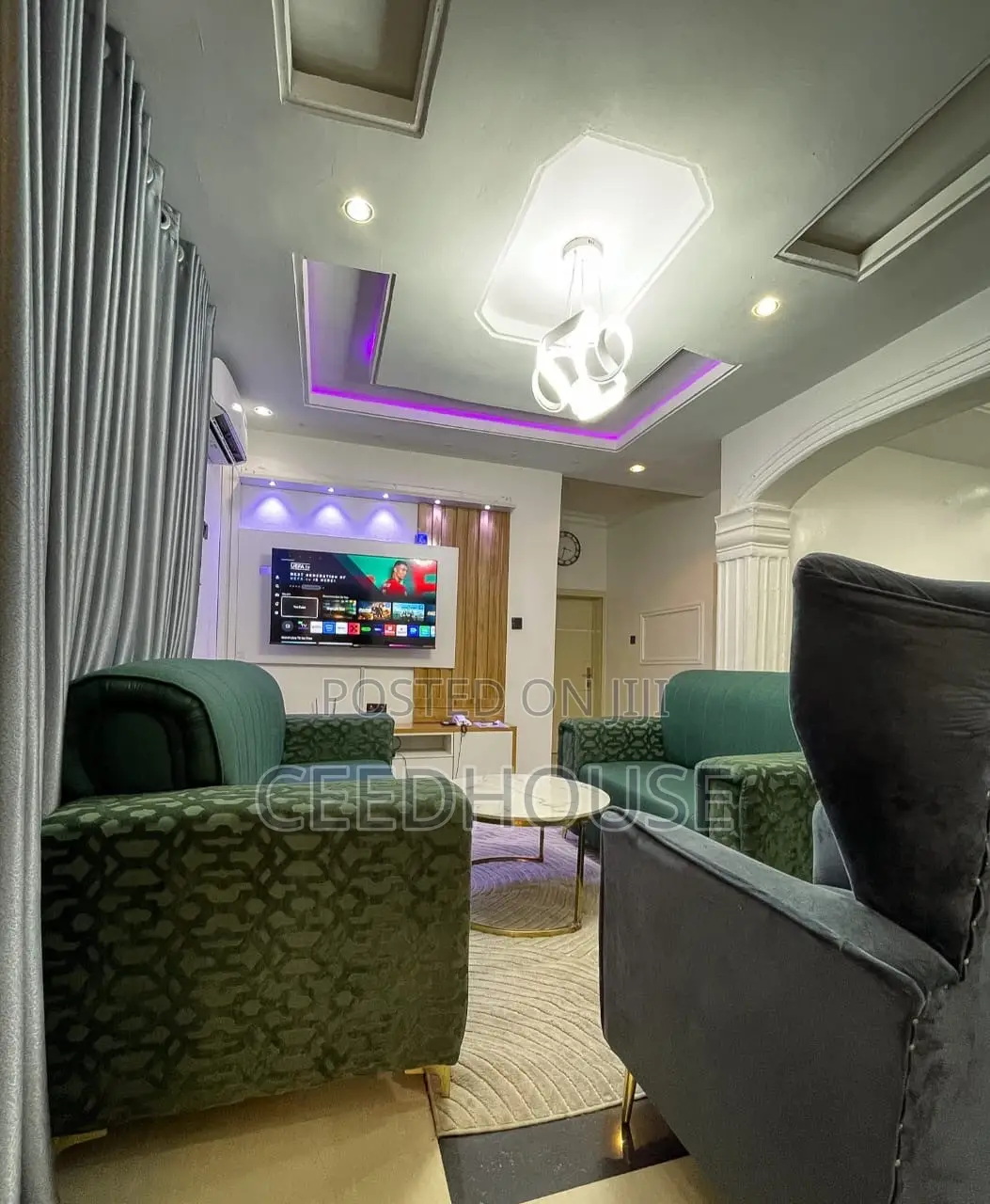 Luxurious 2 Bedroom Apartment With Outdoor Snooker