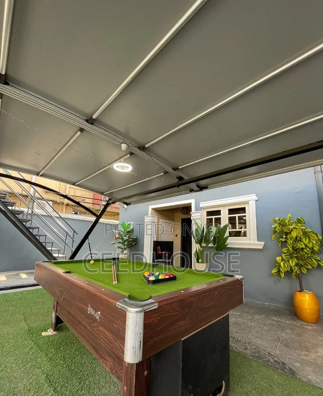 Luxurious 2 Bedroom Apartment With Outdoor Snooker