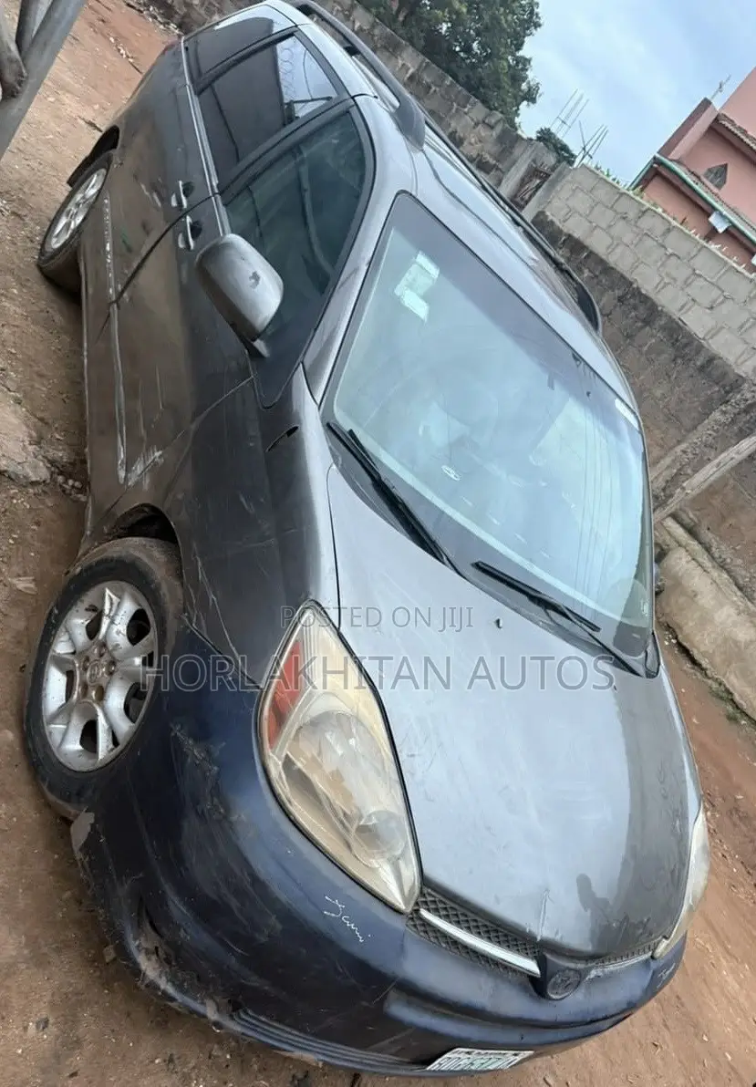 Toyota Sienna XLE 2005 Green