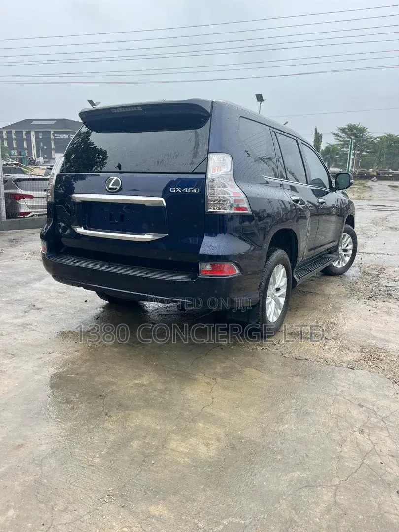 Lexus GX 2023 Blue