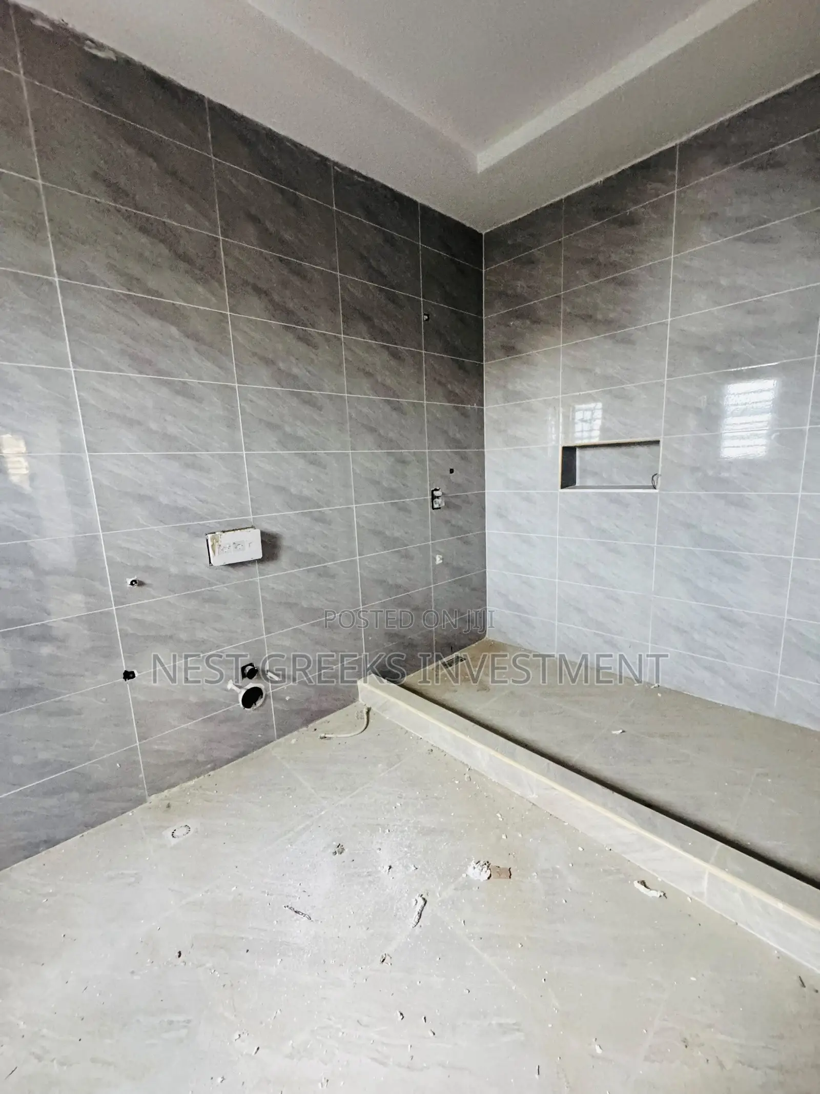 4bdrm Duplex in Ogba for sale