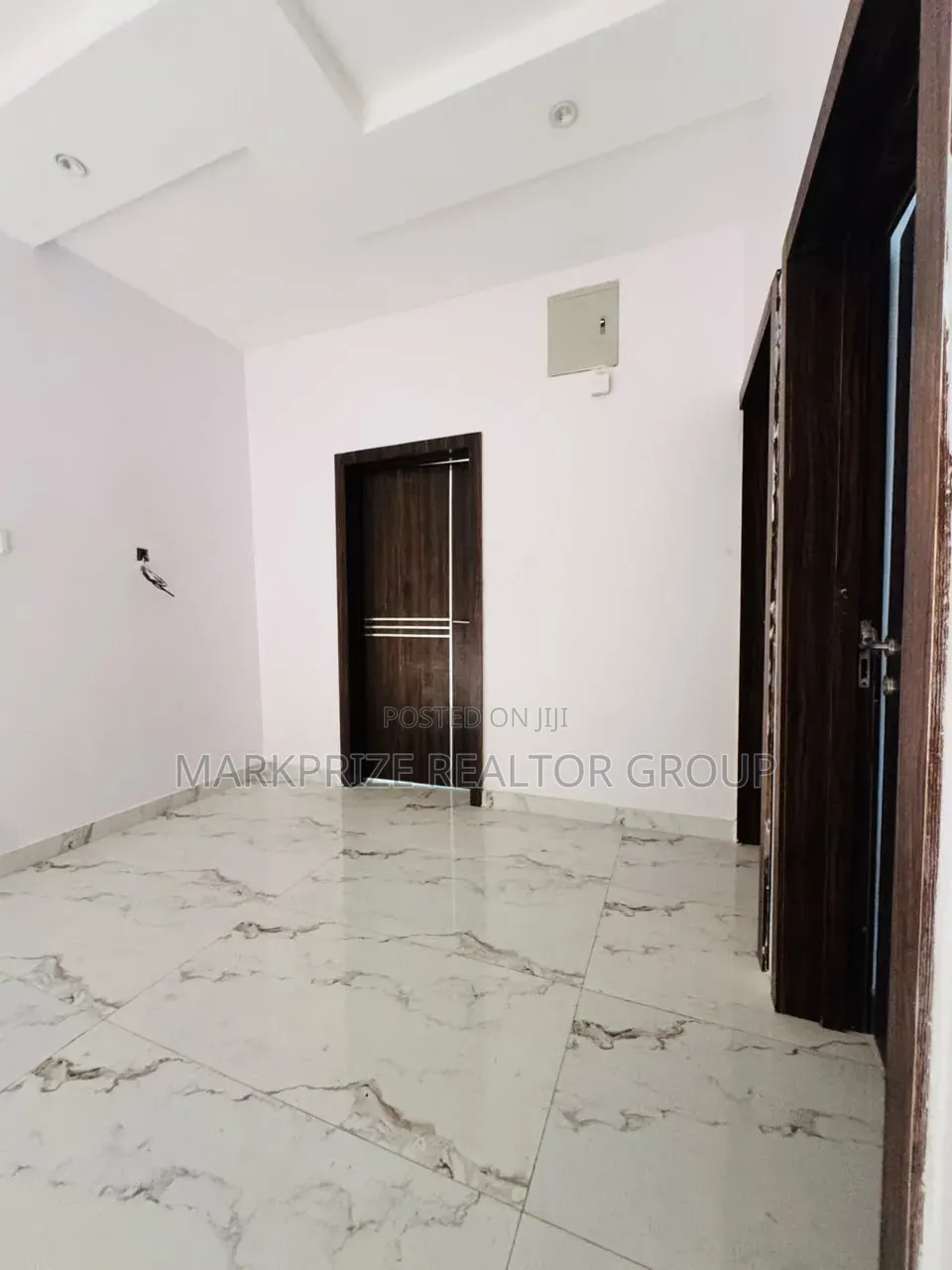 3bdrm Duplex in Agege Lagos, Oko-Oba for sale