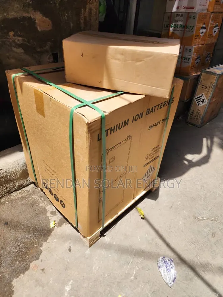 15kwh Blue Carbon Smart BMS LiFePO4 Battery (51.2v 300A) Stackable