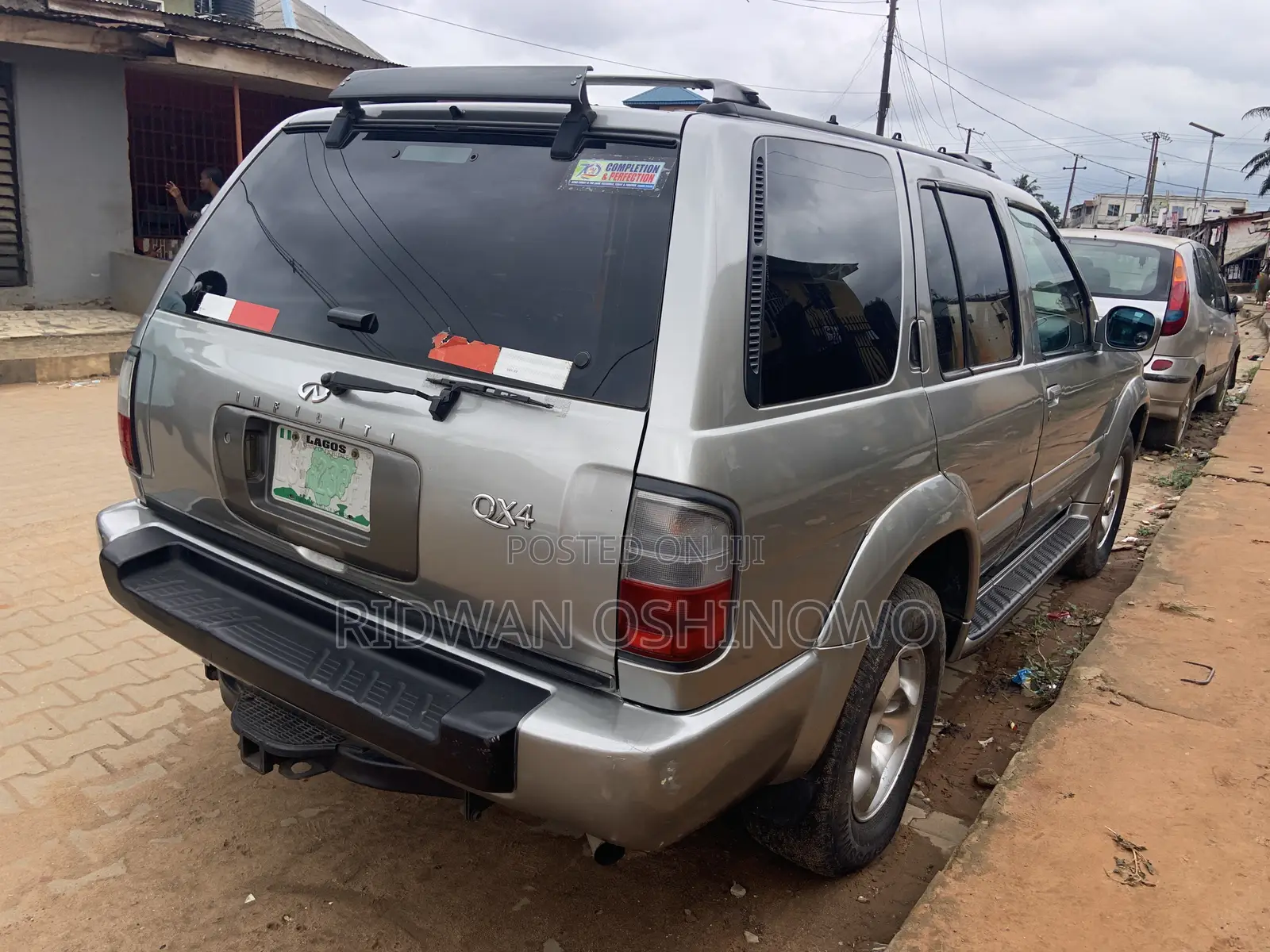Infiniti QX4 2001 Gray