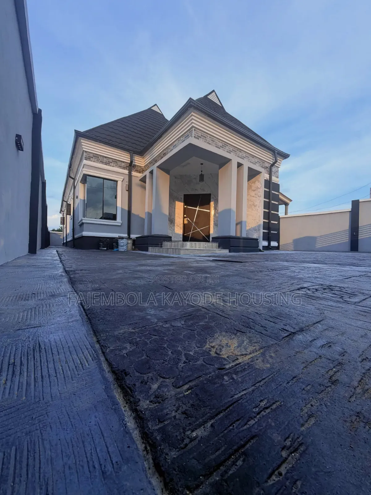 3bdrm Bungalow in Celica Estate, Alakia for sale