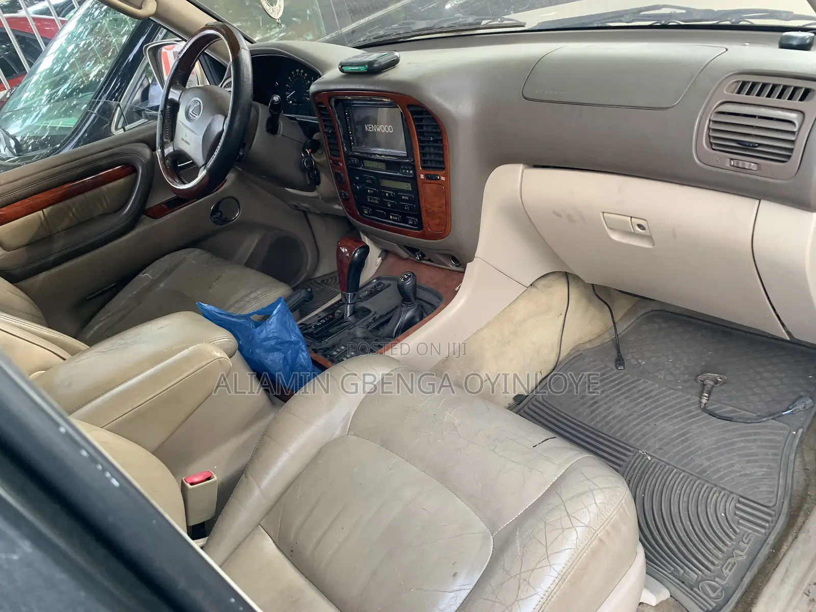Lexus LX 470 AWD 2001 Gold