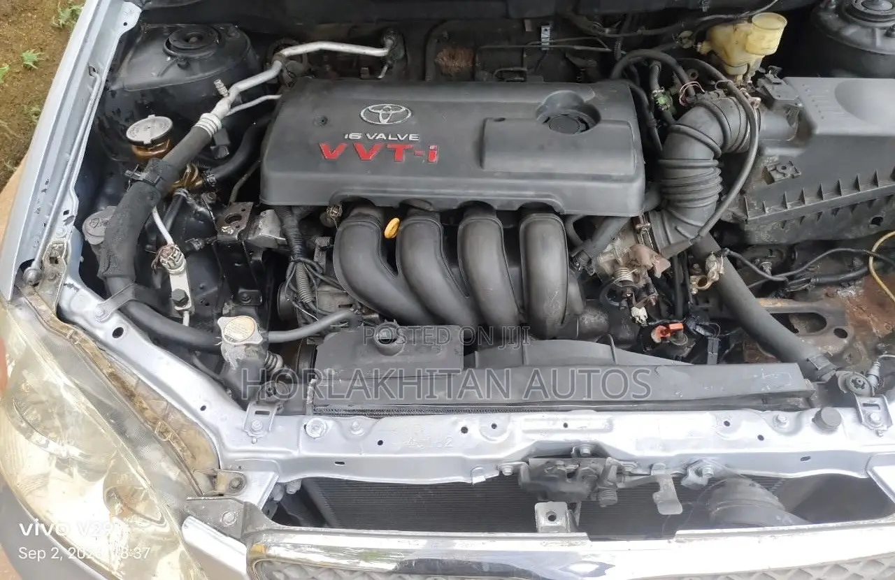 Toyota Corolla LE 2004 Silver