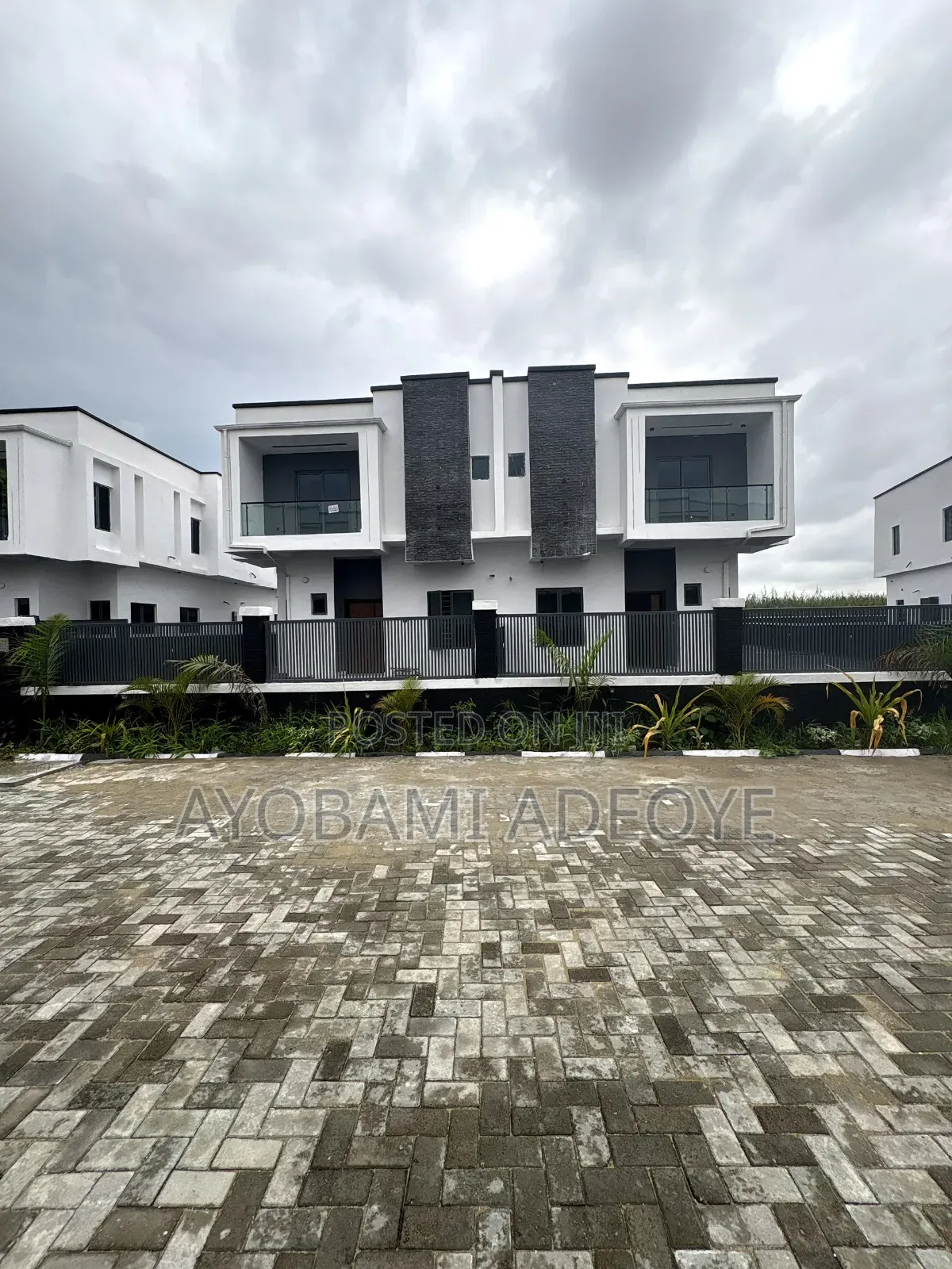 4bdrm Duplex in Victoria Gardens, VGC / Ajah for sale