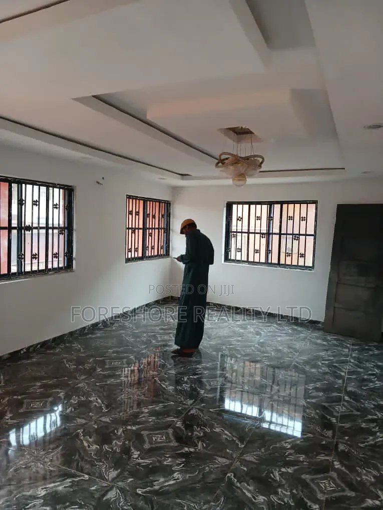3bdrm Apartment in Ojodu, Berger for rent