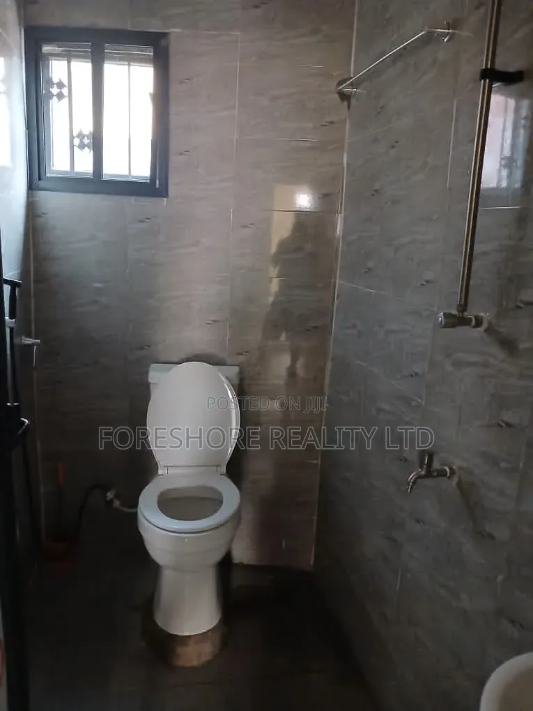 3bdrm Apartment in Ojodu, Berger for rent