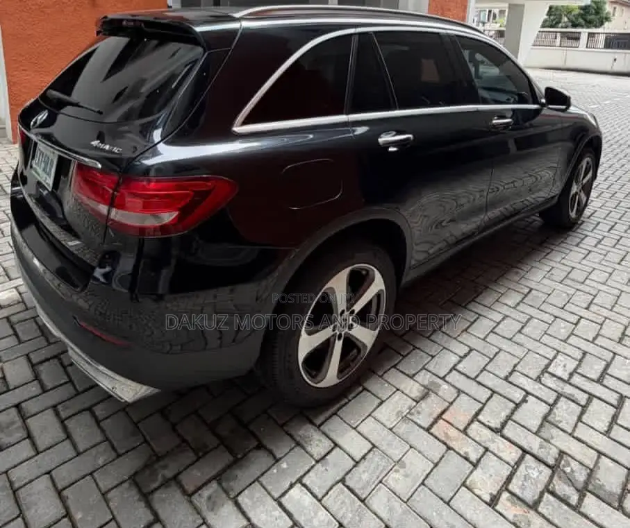 Mercedes-Benz GLC-Class 2017 Black