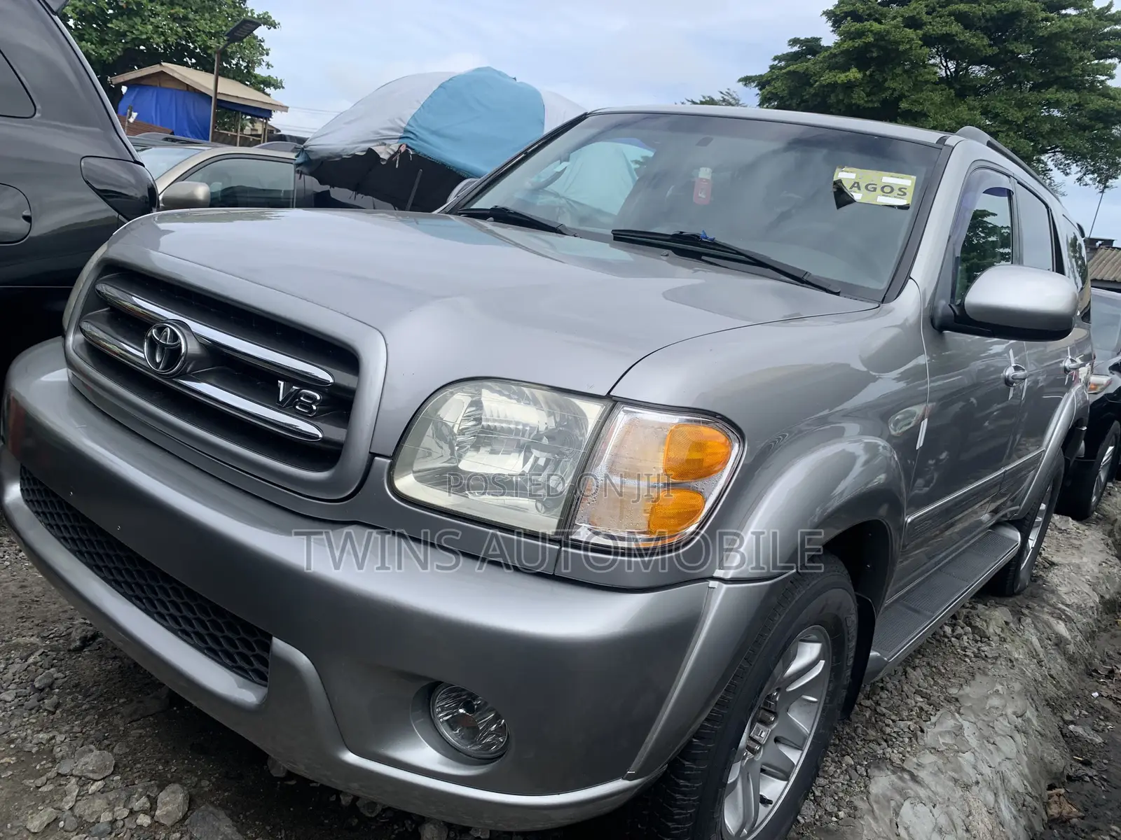 Toyota Sequoia Limited 4dr SUV 4WD (4.7L 8cyl 5A) 2005 Silver