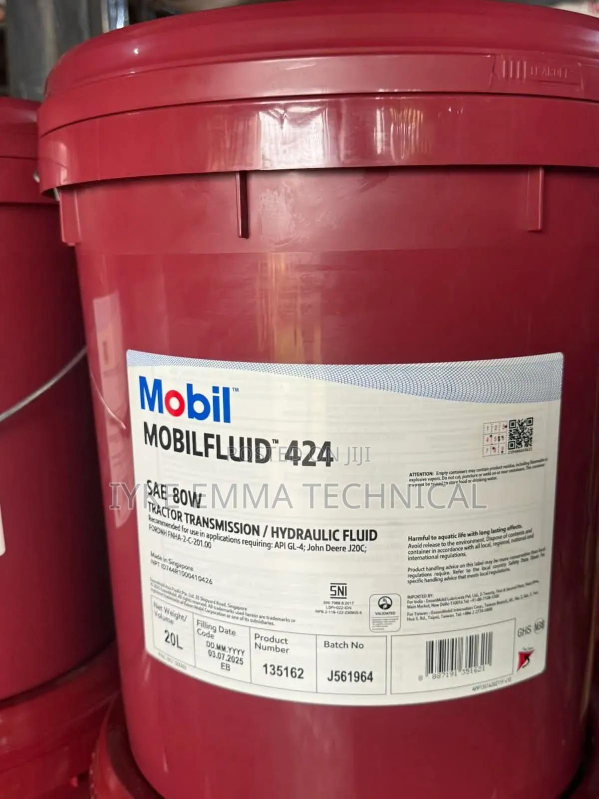 Mobilfluid 424 Tractor Transmission Hydraulic Fluid