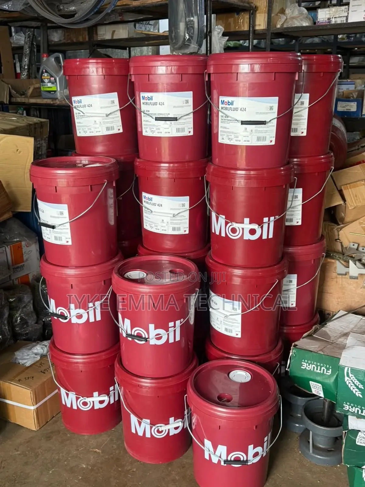 Mobilfluid 424 Tractor Transmission Hydraulic Fluid