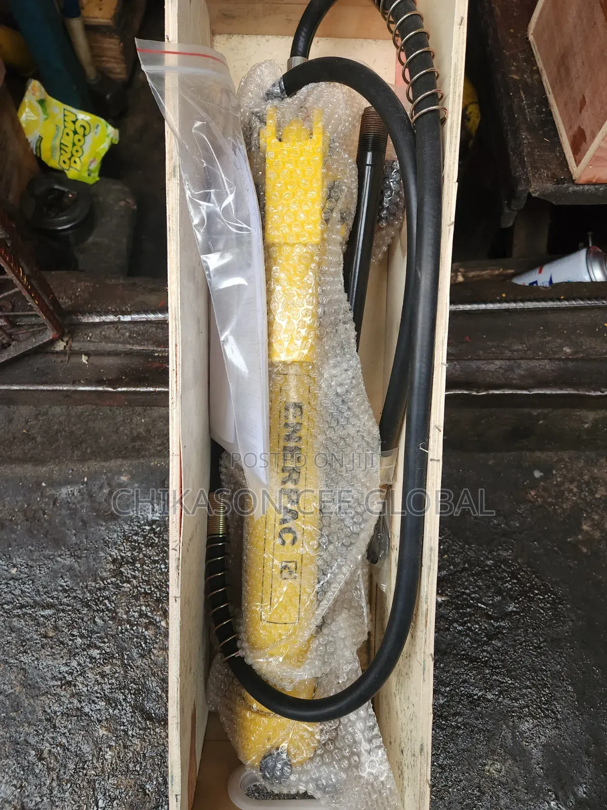 Enerpac 10000 Psi Hydraulic Hose and Hand Pump