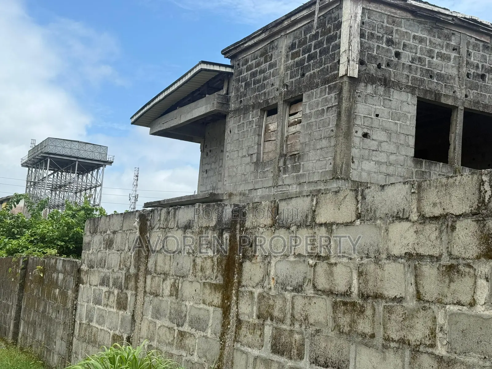 4bdrm Duplex in Ibeju for sale