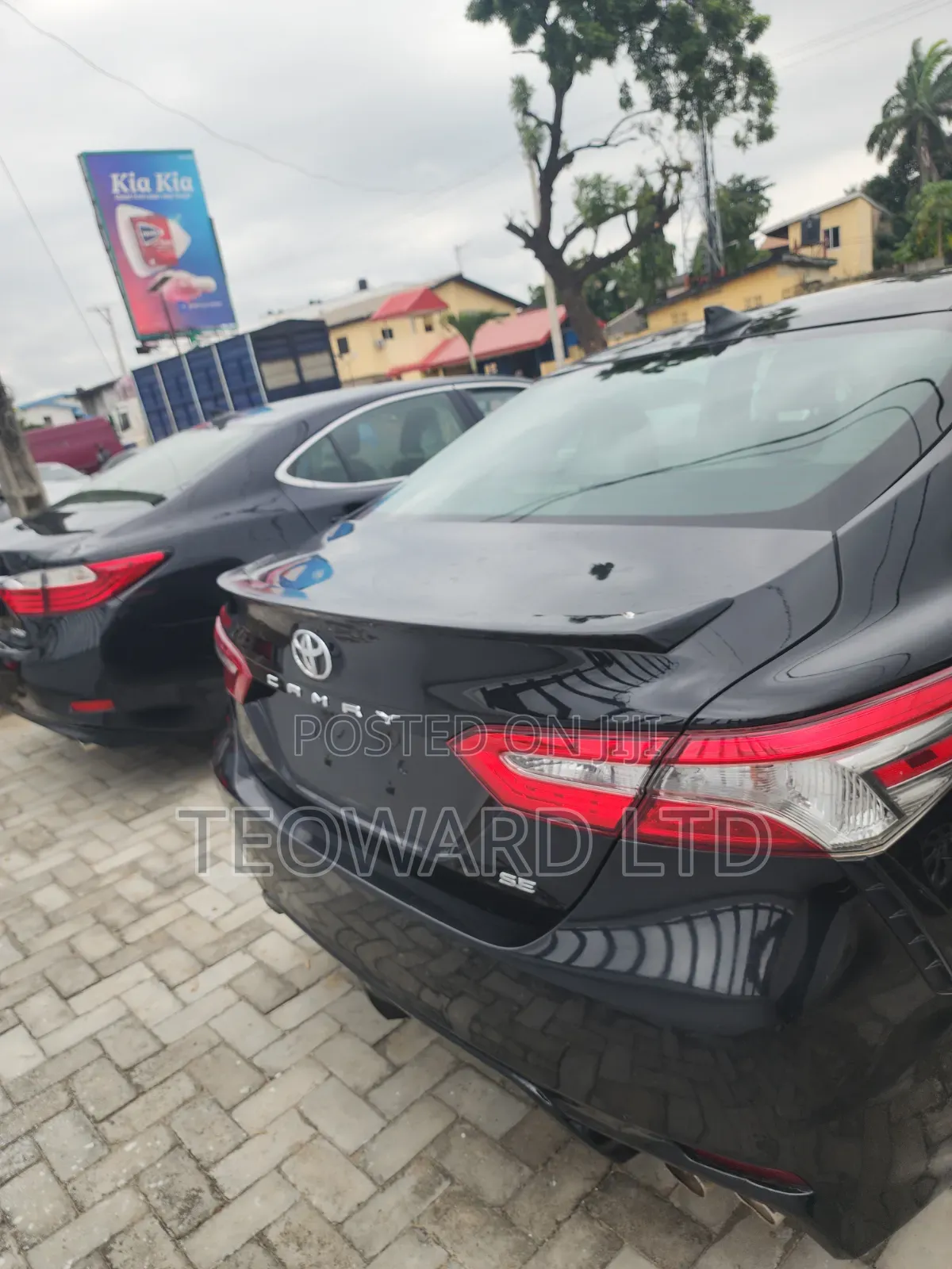 Toyota Camry SE (2.5L 4cyl 8A) 2019 Black