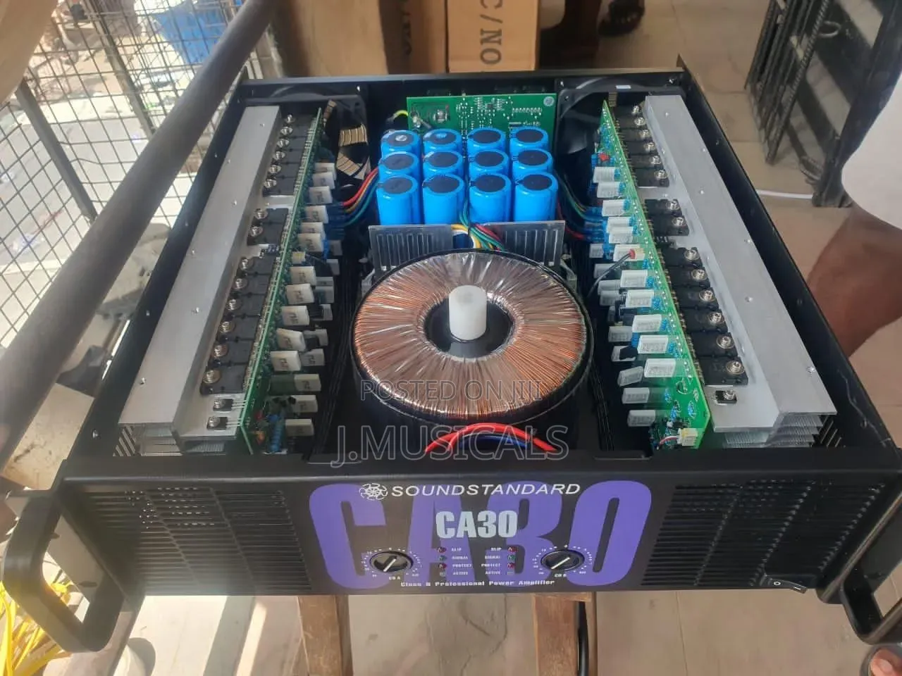 Professional CA30 Power Amplifier (56 Transistors, 12 Capacitors)