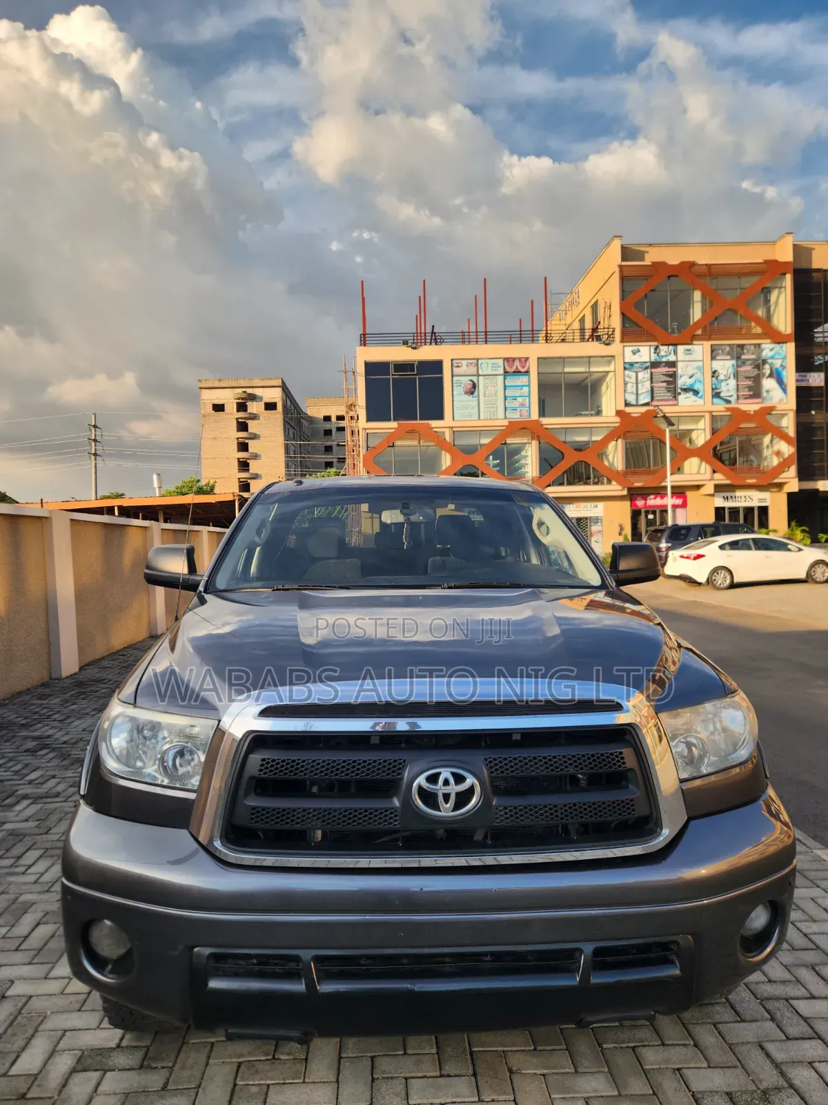 Toyota Tundra 2011 Gray